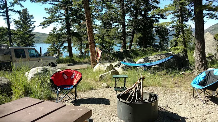 Fremont Lake Campground Picture 10