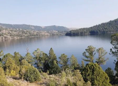 Half Moon Lake Campground
