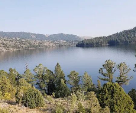 Half Moon Lake Campground