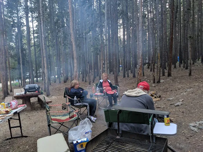 LOST CABIN CAMPGROUND Picture 6