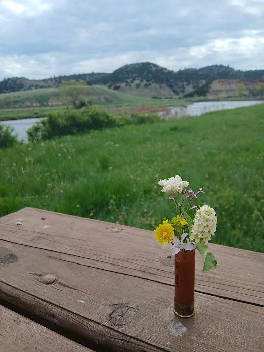 Riverside Campground Picture 2