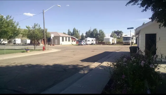 Riverside RV Park Picture 3