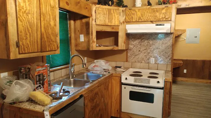Cedar Ridge Hideaway Cabins & Rv Campground Picture 9