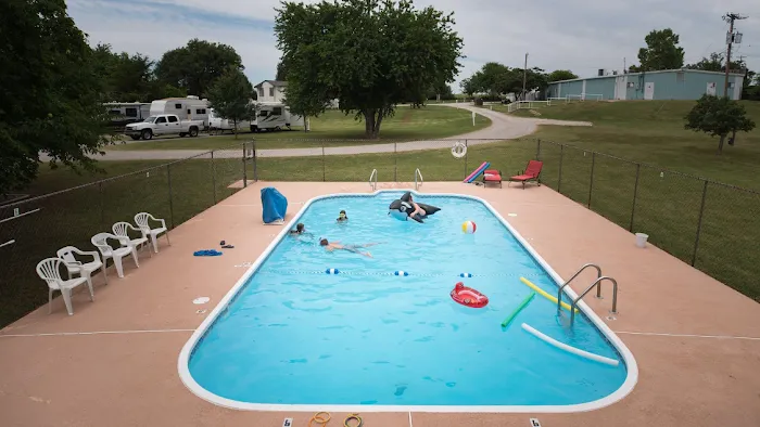 Arbuckle RV Resort Picture 3