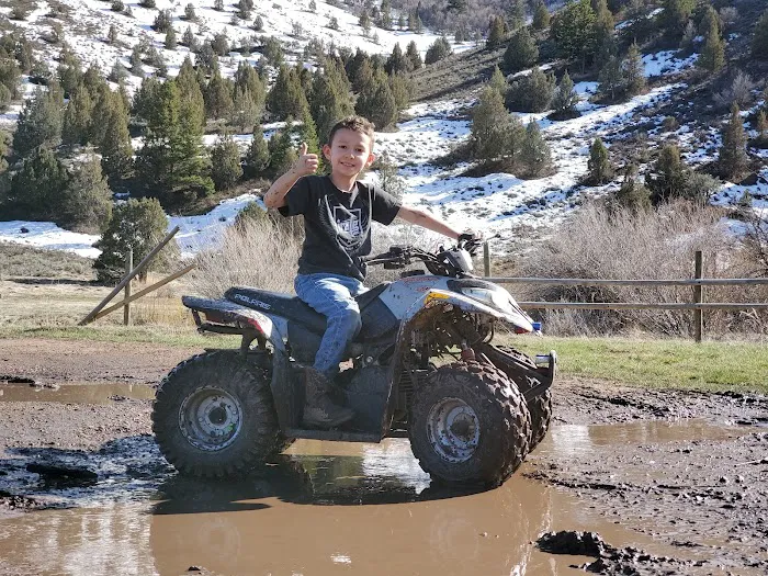 Blacksmith fork canyon river campground Picture 9