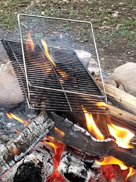 Monte Cristo camping Picture 3