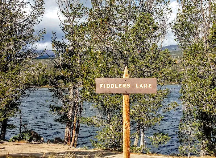 Fiddlers Lake Campground Picture 4