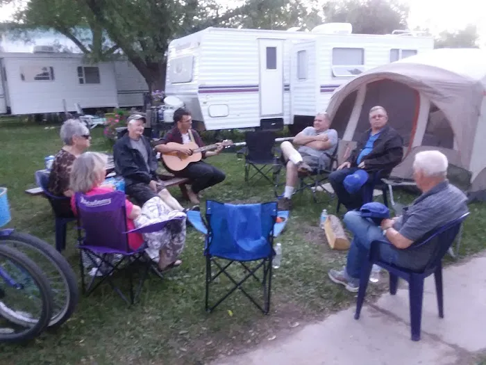 Maverick RV Park and Campground Picture 9