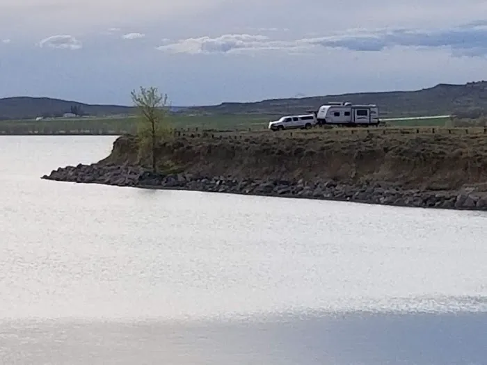 Pilot Butte Reservoir Campground Picture 6