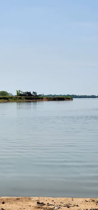 Collier's Landing Picture 8
