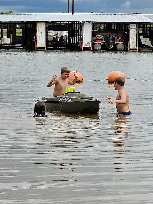 Waurika Lake Marina and Camprounds Picture 9