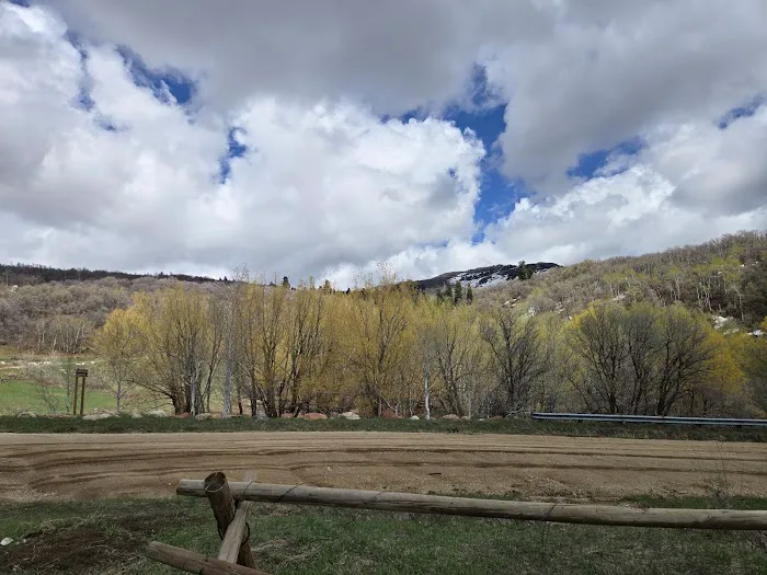 Buckland Flats Campground Picture 10