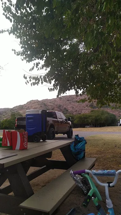 South Scissortail Campground Picture 10