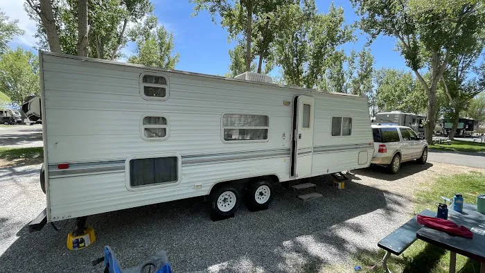Lakeside RV Campground Picture 1