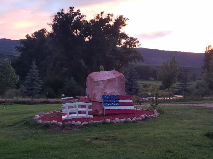 Over The Hill RV Park Picture 9