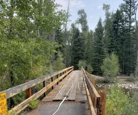 Yellowpine Campground
