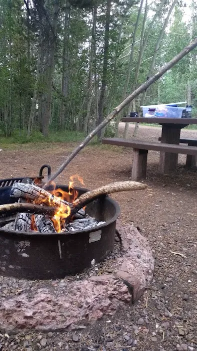 Meeks Cabin Campground Picture 3