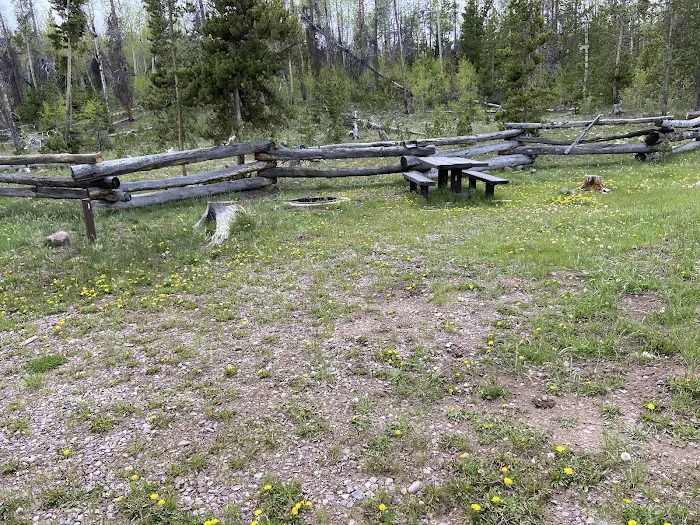 China Meadows Trailhead Campground Picture 9