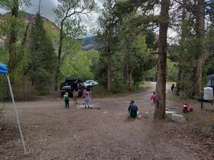 Bear Creek Campground Picture 7