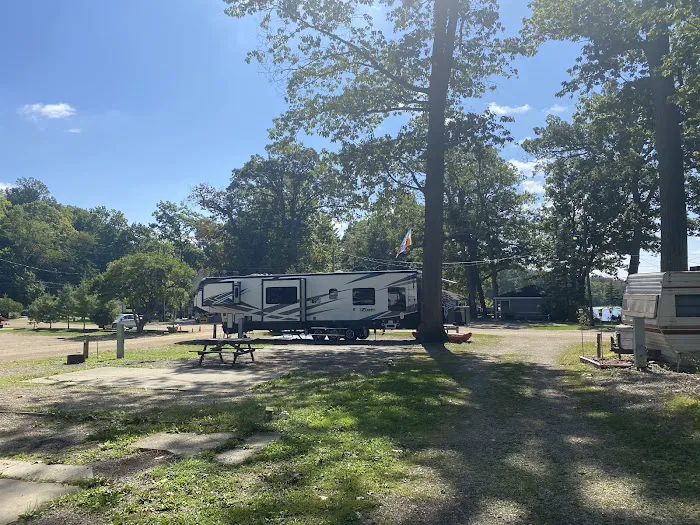 Fullers Resort and Campground Picture 6