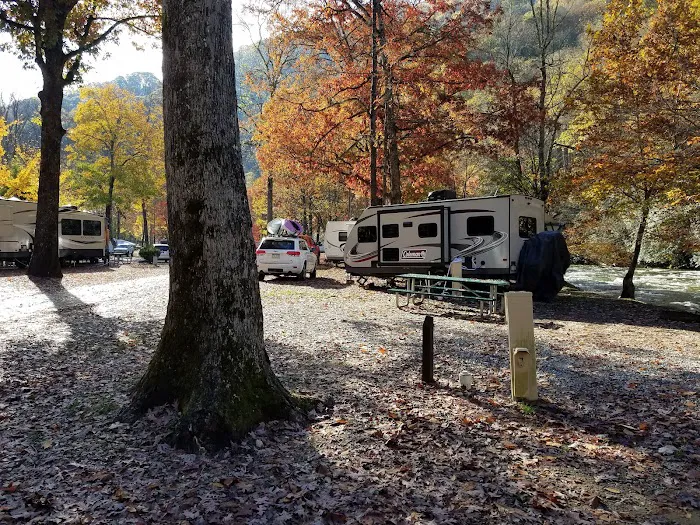 River Valley Campground Picture 1