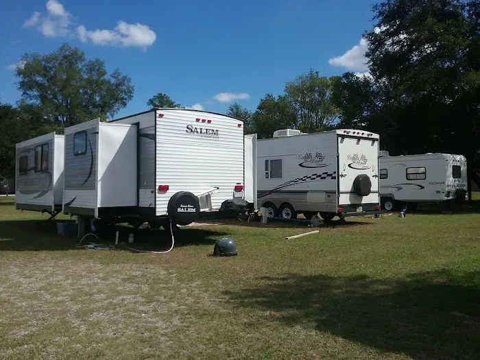 Rosepark Village Campsites Picture 5