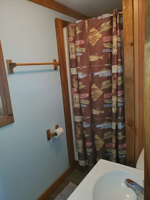 Martiny Lakes Hide-Away LLC Picture 3