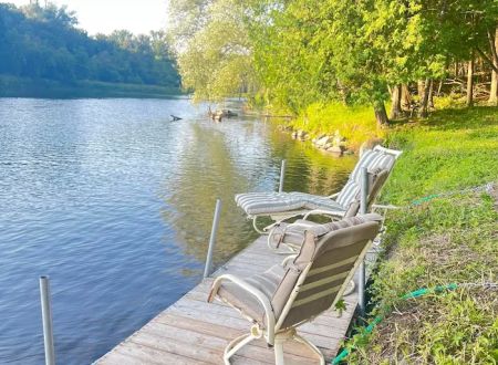 Gray's Riverside Campground