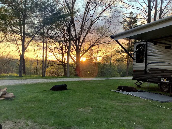 Countryside Campground and Cabins Picture 7