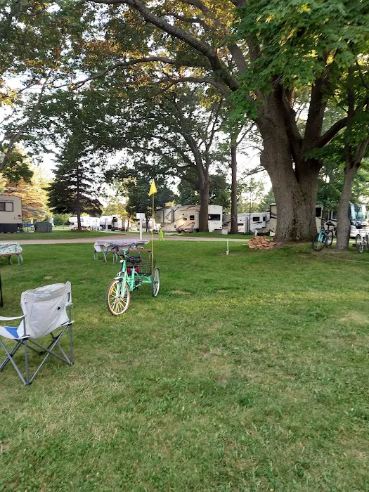 Countryside Campground and Cabins Picture 6