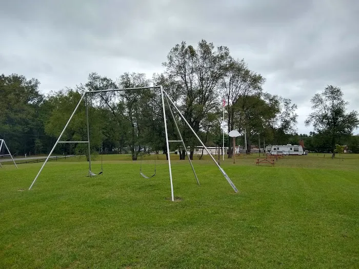 Harrison RV Family Campground Picture 9