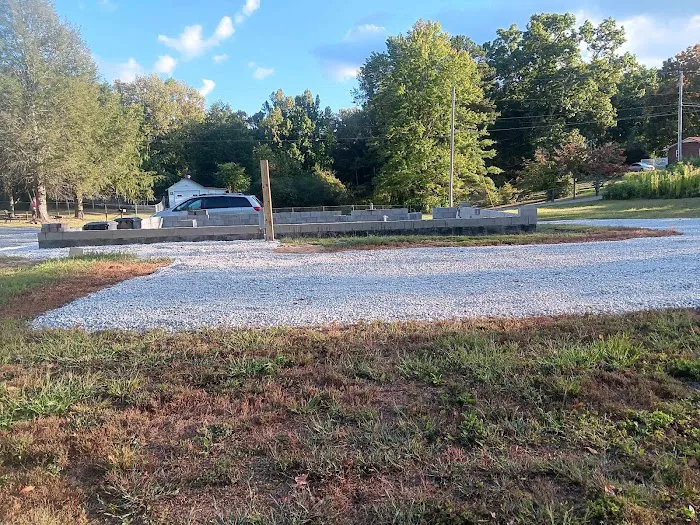 S&S RV park Picture 3