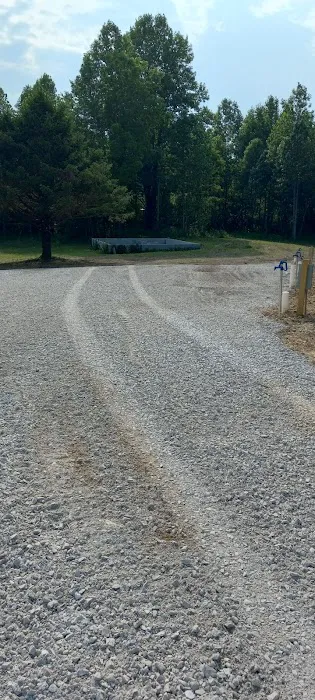 S&S RV park Picture 8