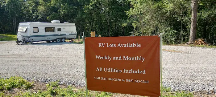 S&S RV park Picture 6