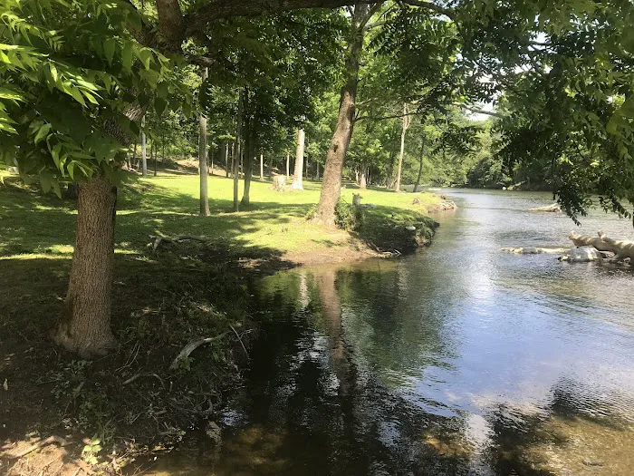 Smoky Waters Campground Picture 3