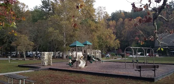 Moccasin Creek State Park - Campground Picture 1