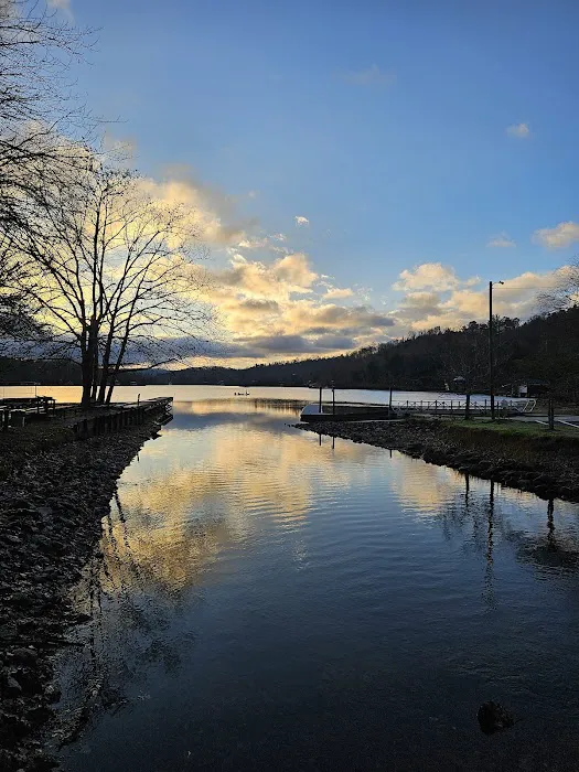 Moccasin Creek State Park - Campground Picture 3