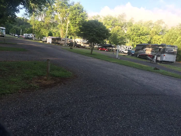 River Bend Campground Picture 8