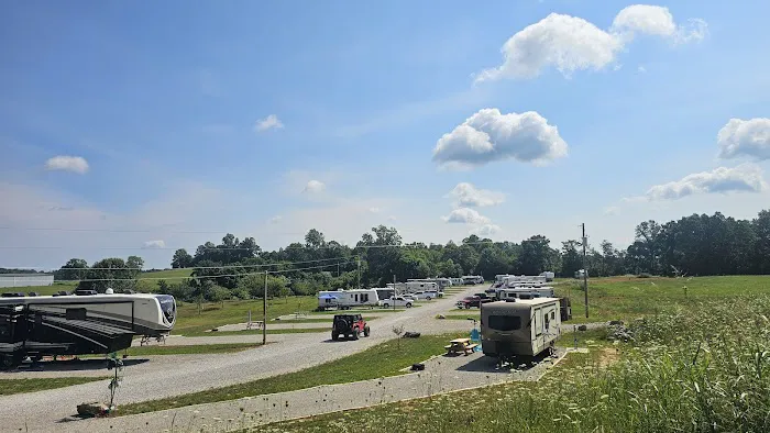 Do Drop In Campground at The Holler Picture 2