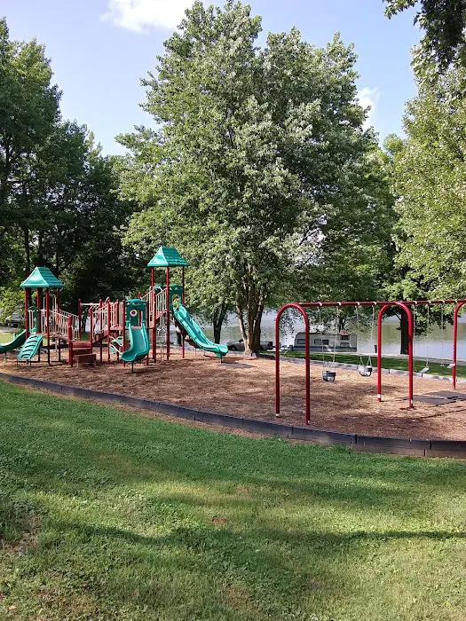 Moffit Lake Recreational Area Picture 8
