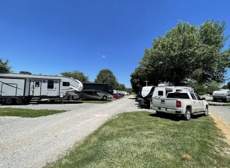 Dad's Bluegrass Campground