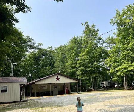 Whispering Oaks Campground