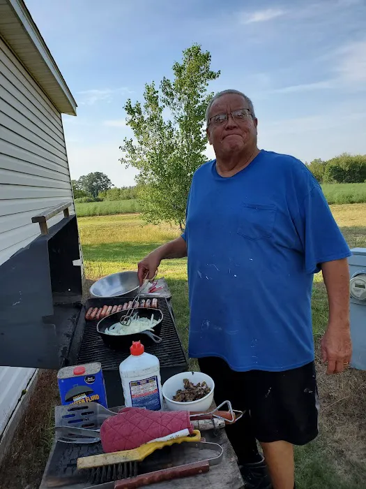 Golden Pond RV Park Picture 1