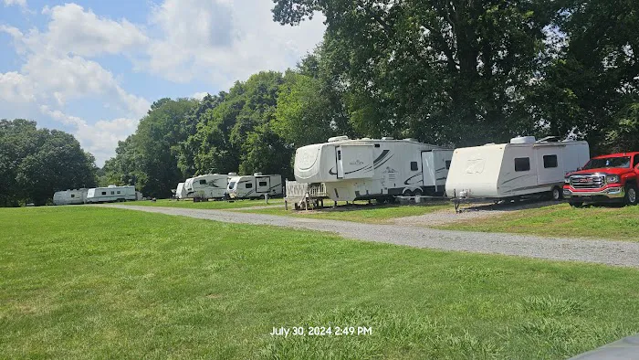 Rural Retreat Campground Picture 5