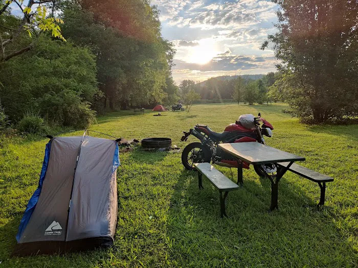 Cherohala Mountain Trails Campground Picture 8