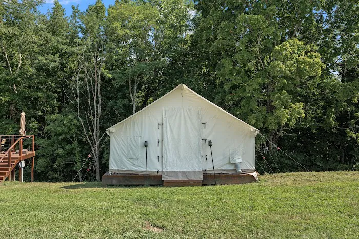 Tennessee Glamping Resort on Center Hill Lake Picture 4