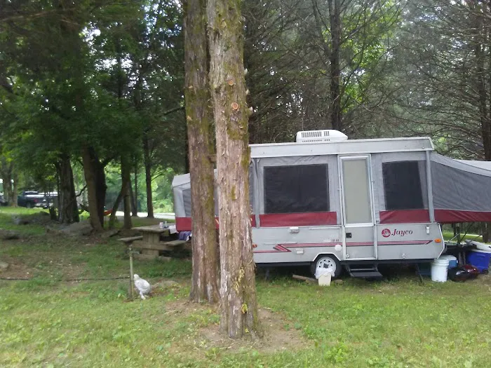 Center Hill Campground Picture 3