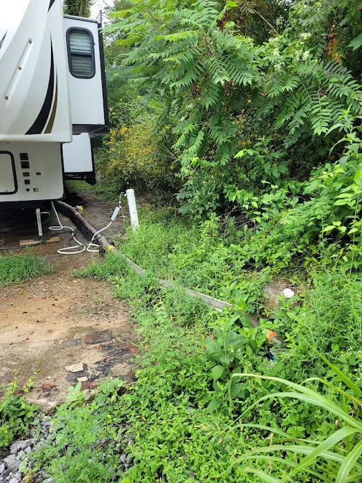 Center Hill Campground Picture 5