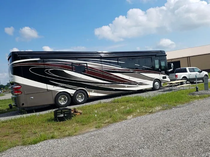 Grayville / I-64 KOA Holiday Picture 4