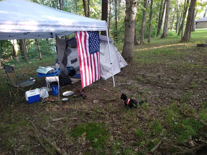 Hilltop Campgrounds Picture 3